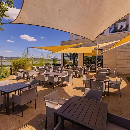 Vital Nautis Hotel Gardony