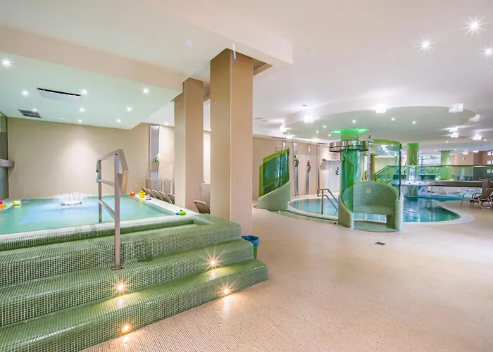 Vital Nautis Hotell 4*